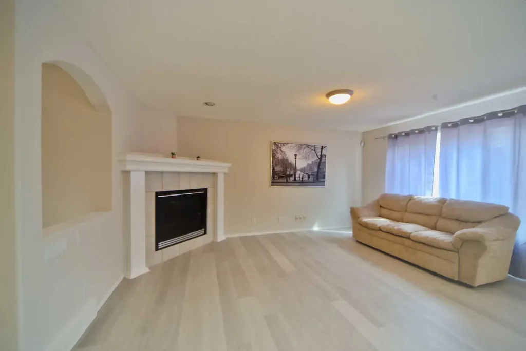 133 Panamount Court NW Calgary AB T3K 5S1