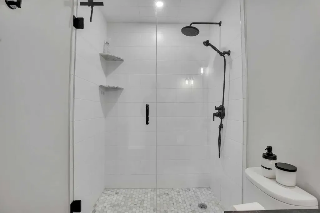 34 Malibou Road SW Calgary AB T2V 1W8