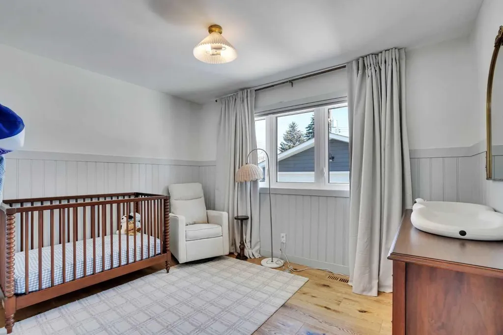 34 Malibou Road SW Calgary AB T2V 1W8