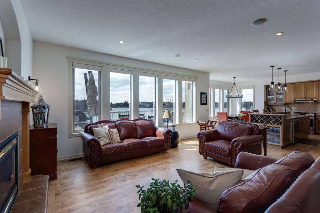 210 Crystal Shores Drive Okotoks AB T1S 2C5