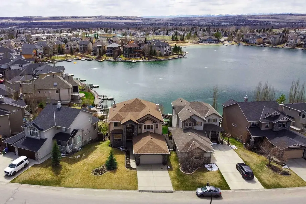 210 Crystal Shores Drive Okotoks AB T1S 2C5