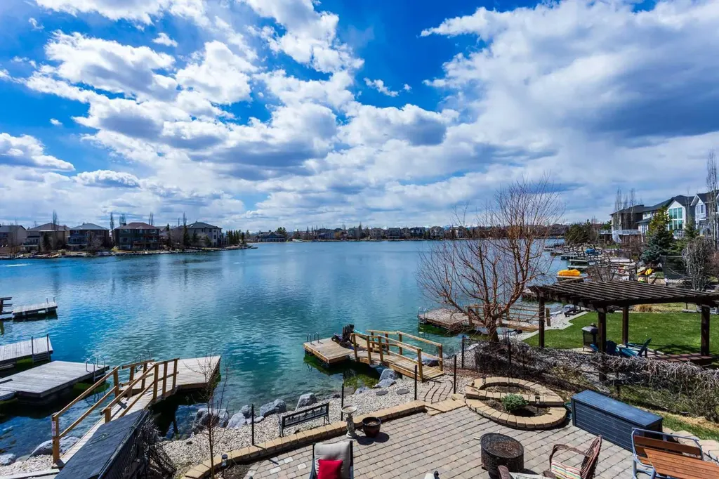 210 Crystal Shores Drive Okotoks AB T1S 2C5