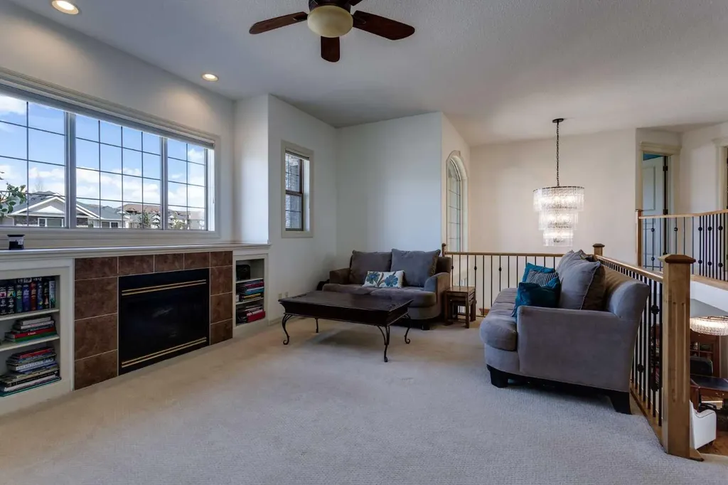 210 Crystal Shores Drive Okotoks AB T1S 2C5