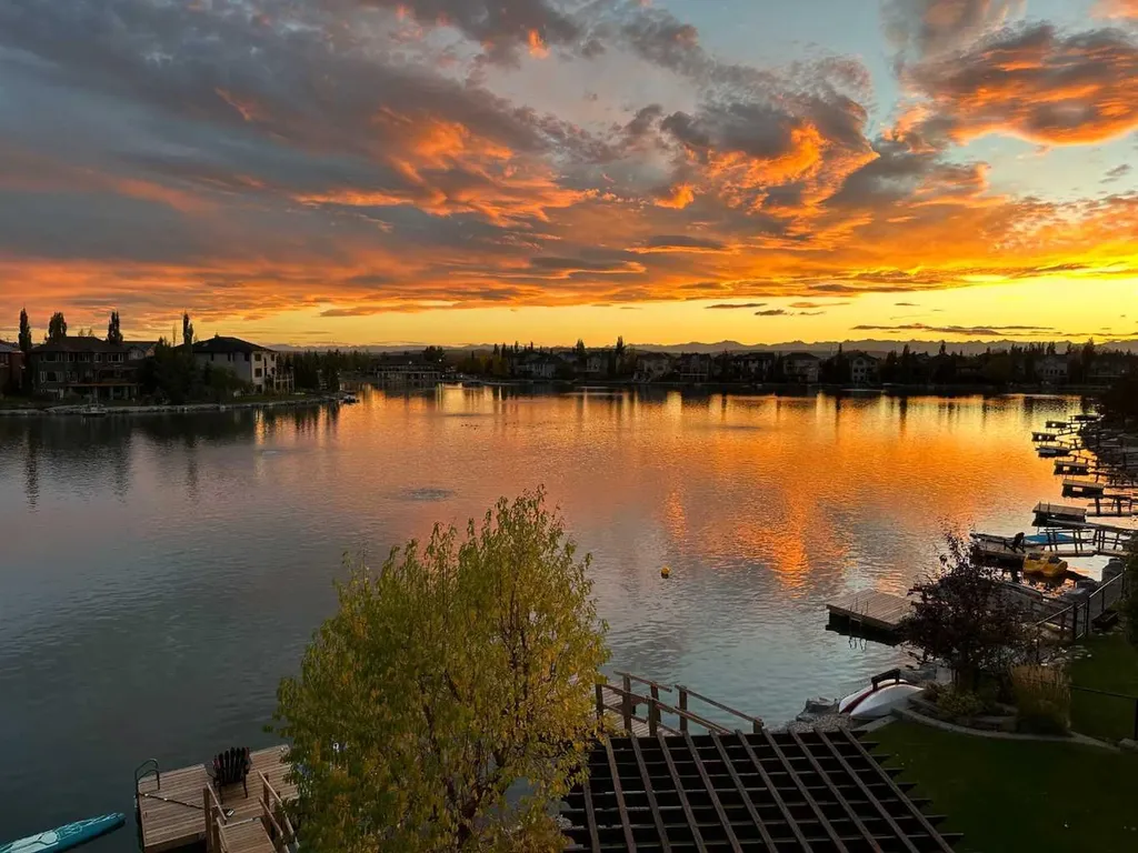 210 Crystal Shores Drive Okotoks AB T1S 2C5