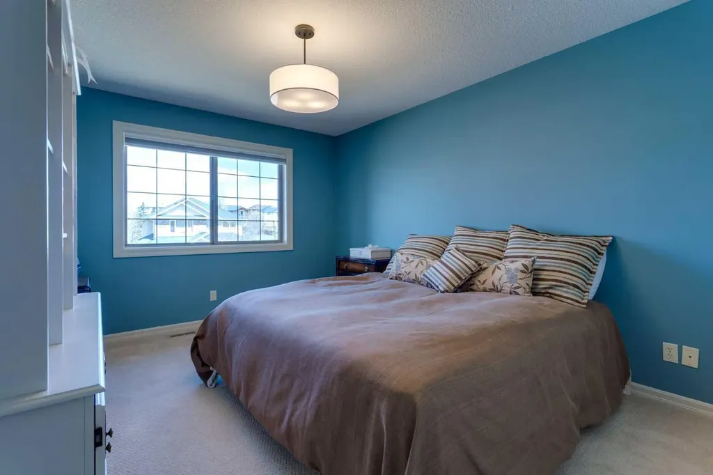 210 Crystal Shores Drive Okotoks AB T1S 2C5