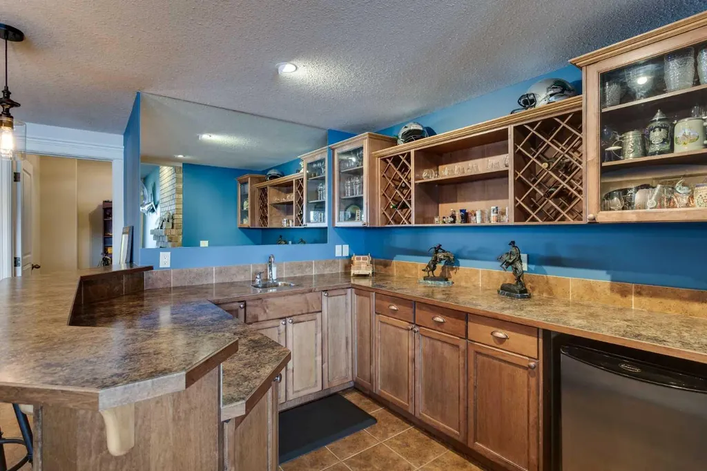 210 Crystal Shores Drive Okotoks AB T1S 2C5