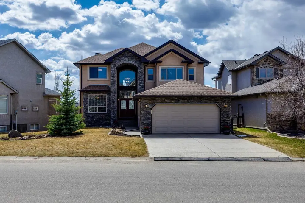 210 Crystal Shores Drive Okotoks AB T1S 2C5