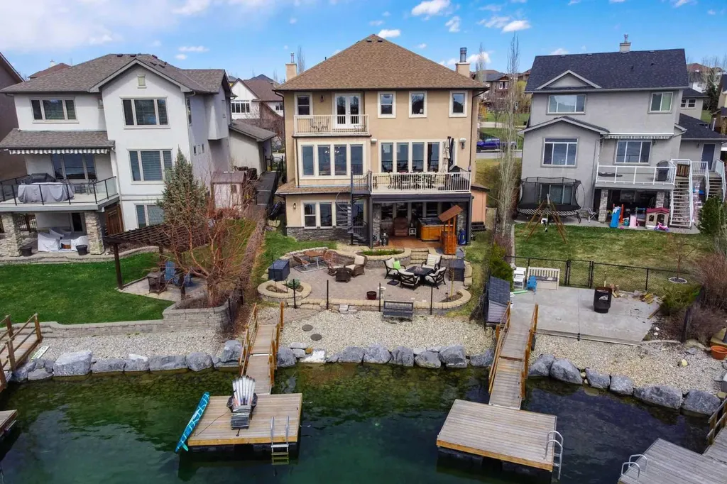 210 Crystal Shores Drive Okotoks AB T1S 2C5
