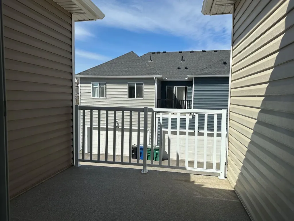 2226 Windbury Greenway SW Airdrie AB T4B 5L2