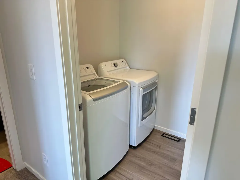 2226 Windbury Greenway SW Airdrie AB T4B 5L2