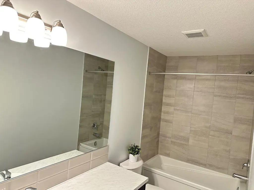2226 Windbury Greenway SW Airdrie AB T4B 5L2