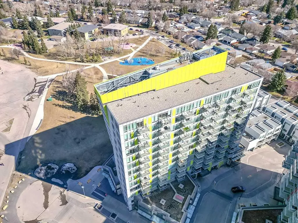 30 Brentwood Common NW Calgary AB T2L 2L8