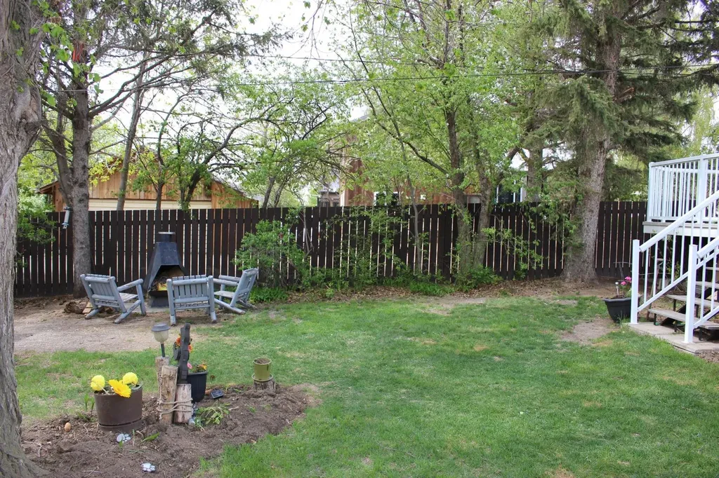 605 Rogers Avenue Picture Butte AB T0K 1V0