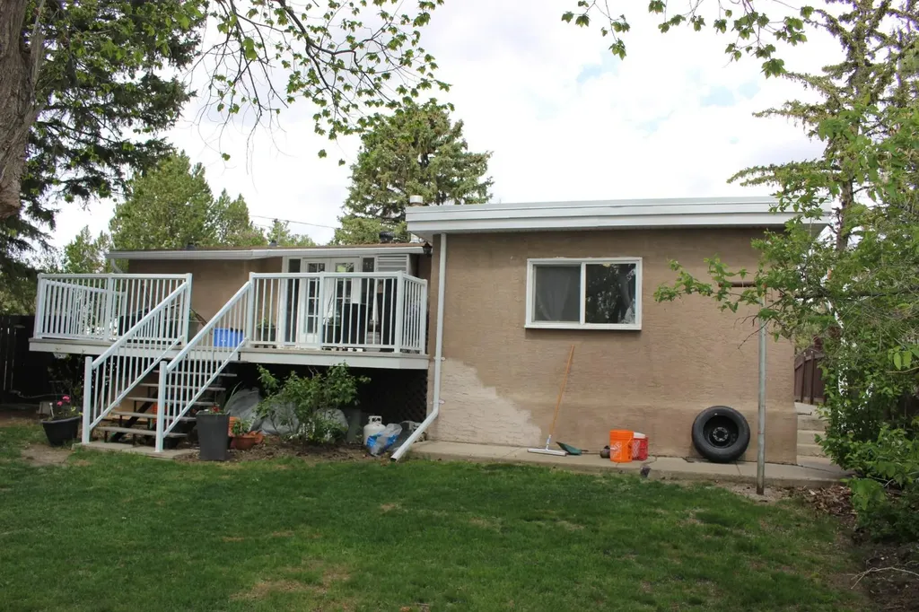 605 Rogers Avenue Picture Butte AB T0K 1V0
