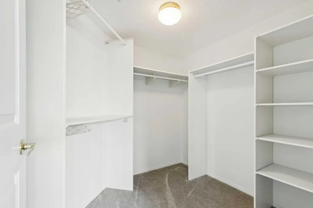 2309 Hawksbrow Point NW Calgary AB T3G 4C9