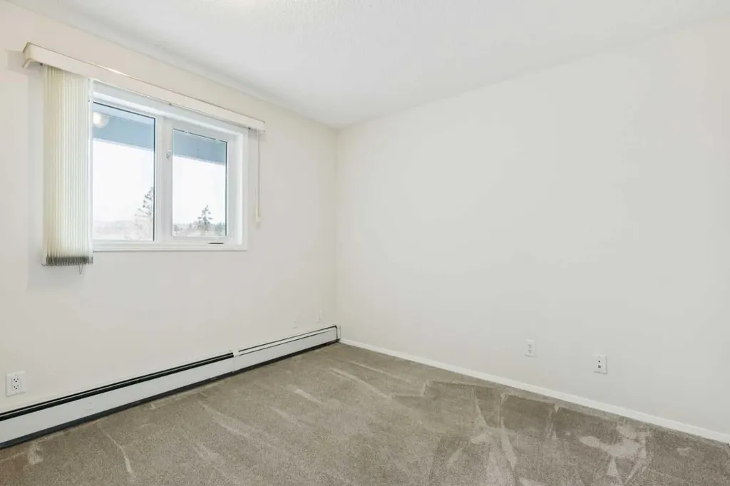 2309 Hawksbrow Point NW Calgary AB T3G 4C9
