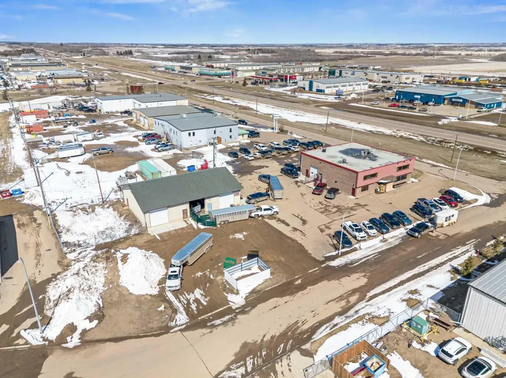 6002 50 Avenue Lloydminster AB T9V 2T9