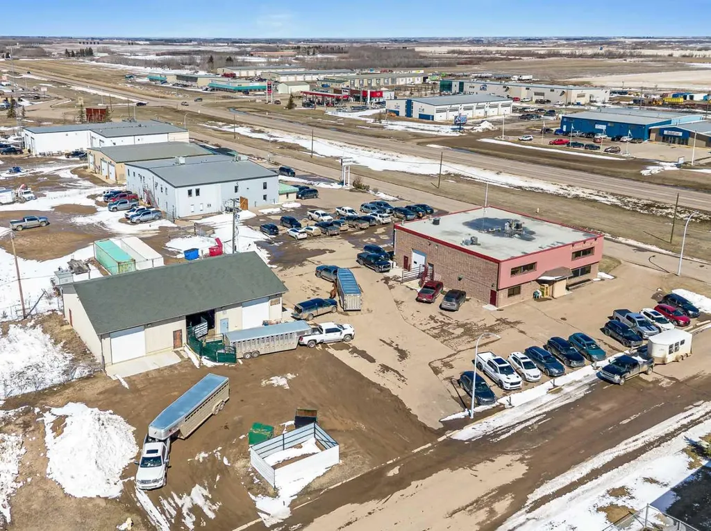 6002 50 Avenue Lloydminster AB T9V 2T9