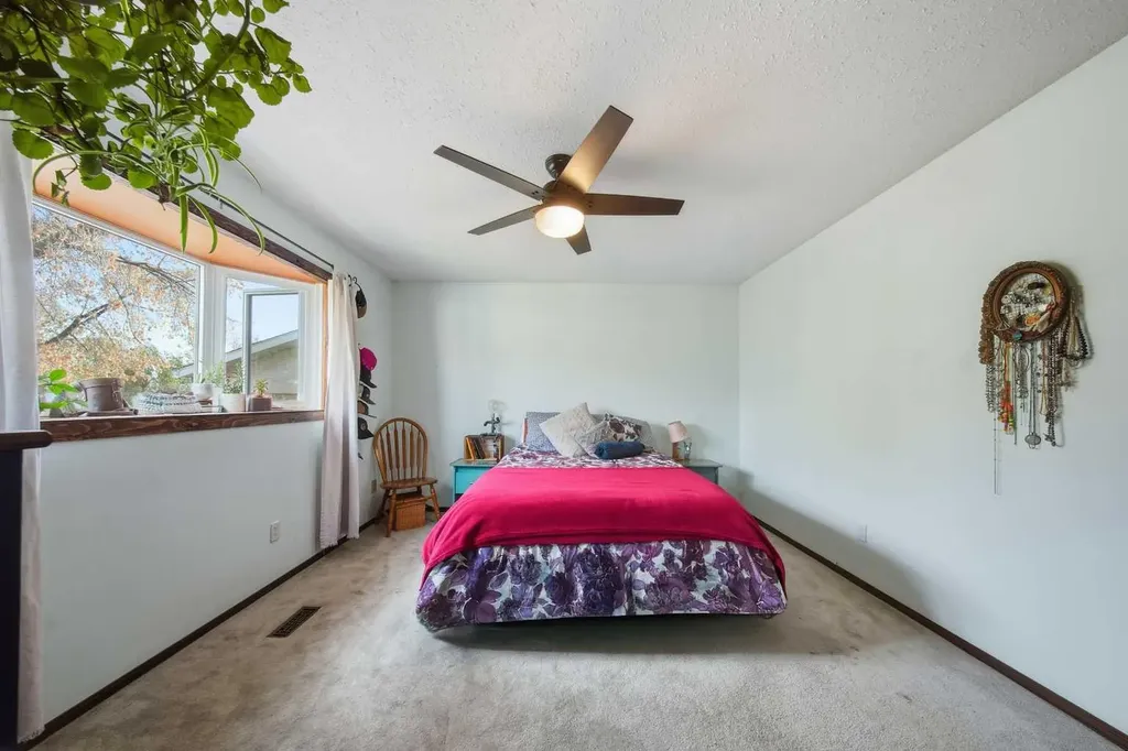 55 Nyman Crescent Red Deer AB T4P 1Z5