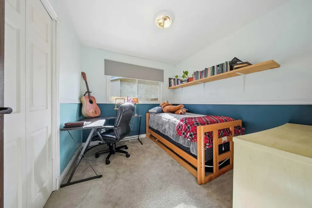 55 Nyman Crescent Red Deer AB T4P 1Z5
