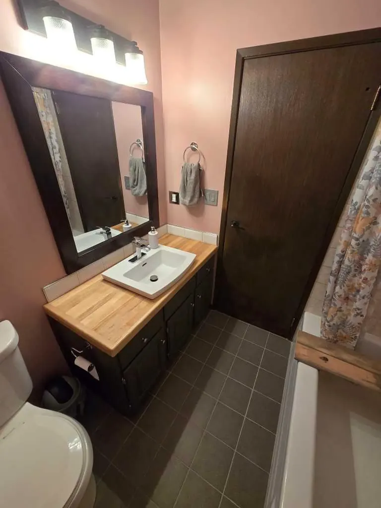 55 Nyman Crescent Red Deer AB T4P 1Z5