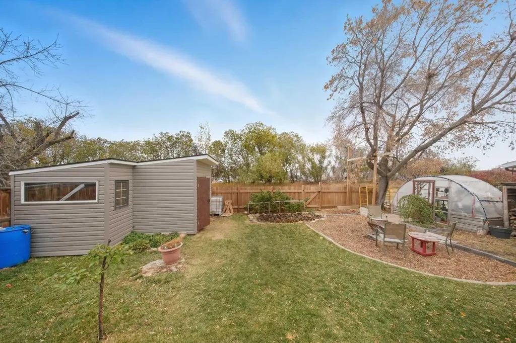 55 Nyman Crescent Red Deer AB T4P 1Z5