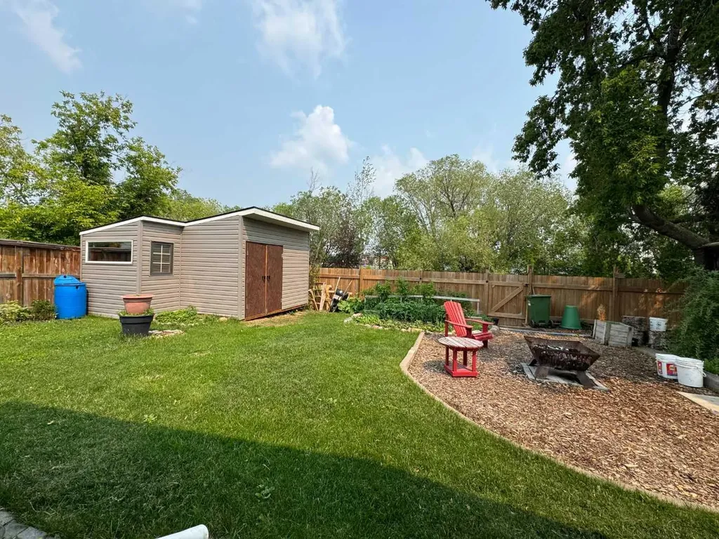 55 Nyman Crescent Red Deer AB T4P 1Z5