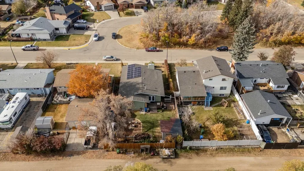 55 Nyman Crescent Red Deer AB T4P 1Z5