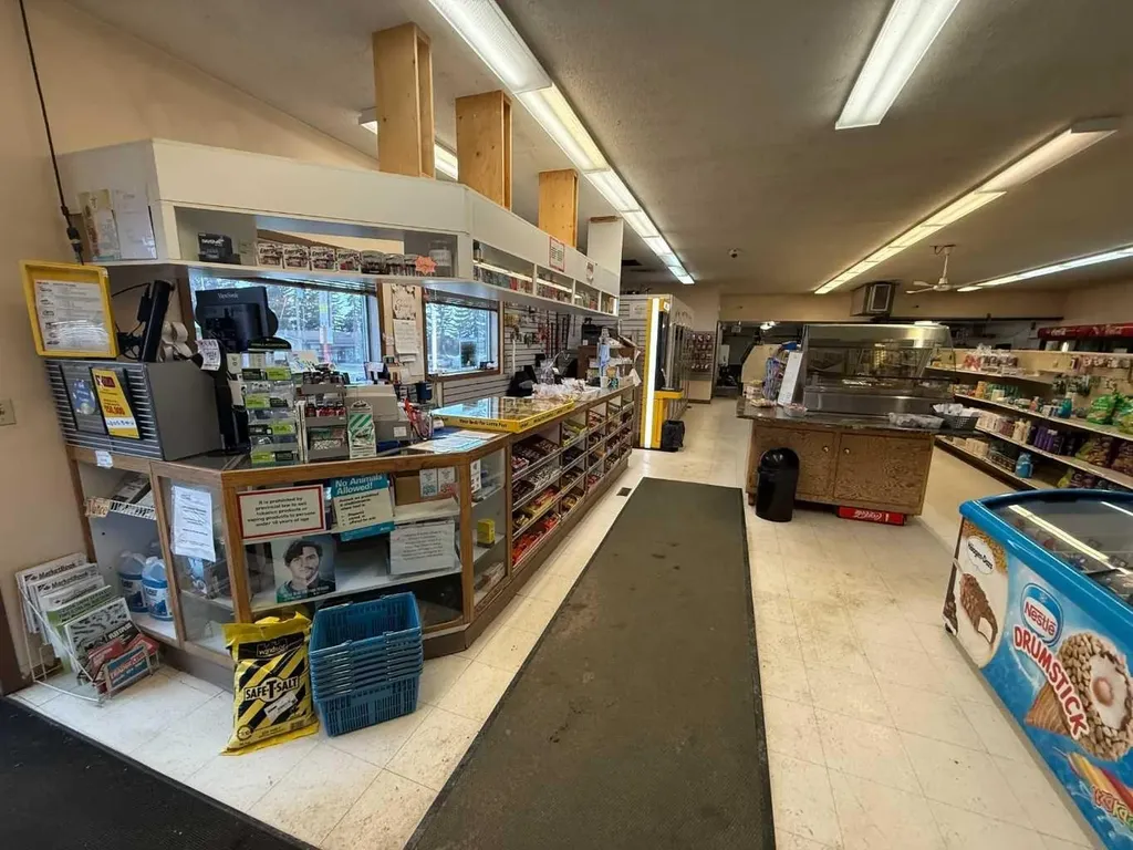 4934 50 Avenue Kitscoty AB T0B 2P0