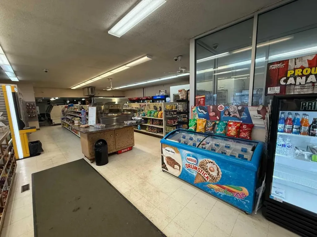 4934 50 Avenue Kitscoty AB T0B 2P0