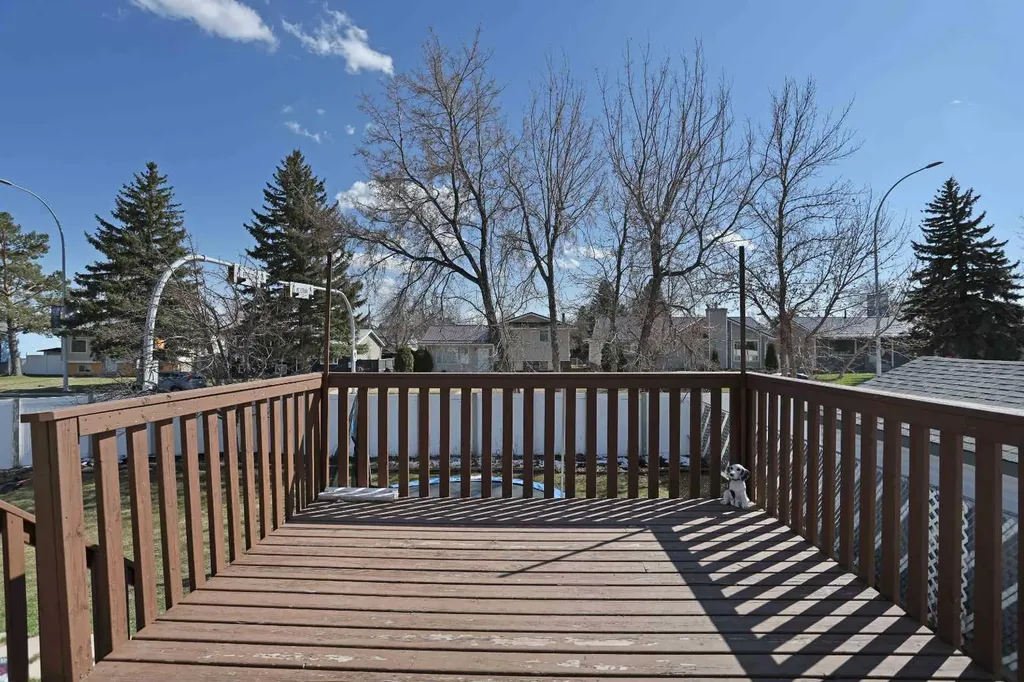 3 Prairie Meadows Road W Brooks AB T1R 0C9