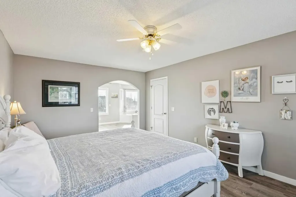 420 Rocky Ridge Bay NW Calgary AB T3G 4H8