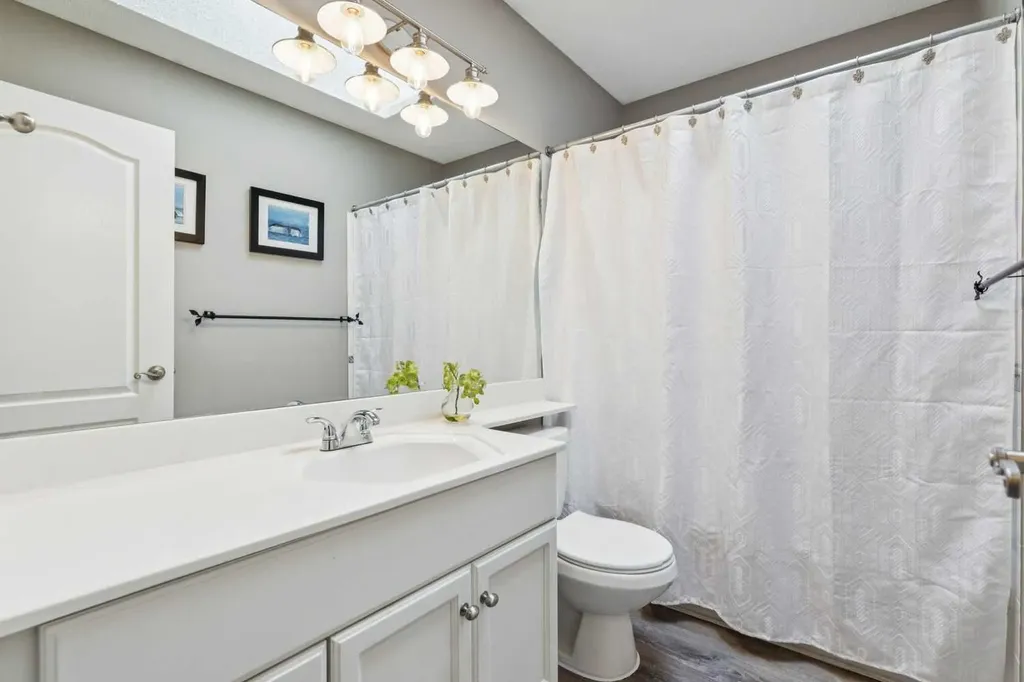 420 Rocky Ridge Bay NW Calgary AB T3G 4H8