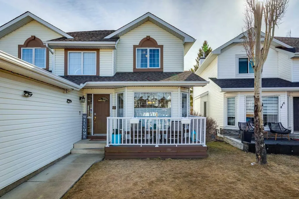 420 Rocky Ridge Bay NW Calgary AB T3G 4H8