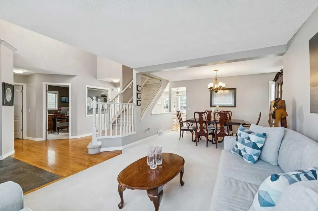 420 Rocky Ridge Bay NW Calgary AB T3G 4H8