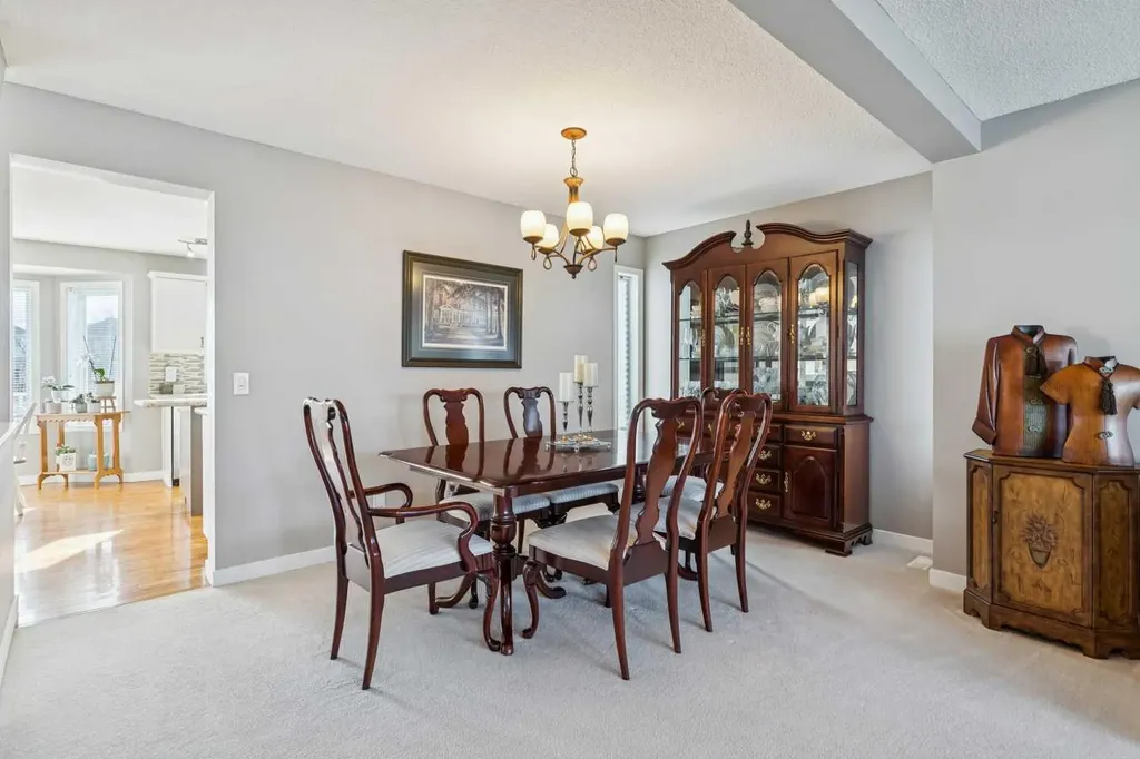 420 Rocky Ridge Bay NW Calgary AB T3G 4H8