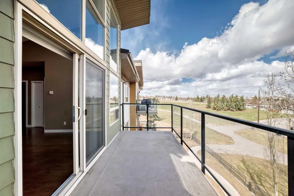 4303 1 Street NE Calgary AB T2E 7M3