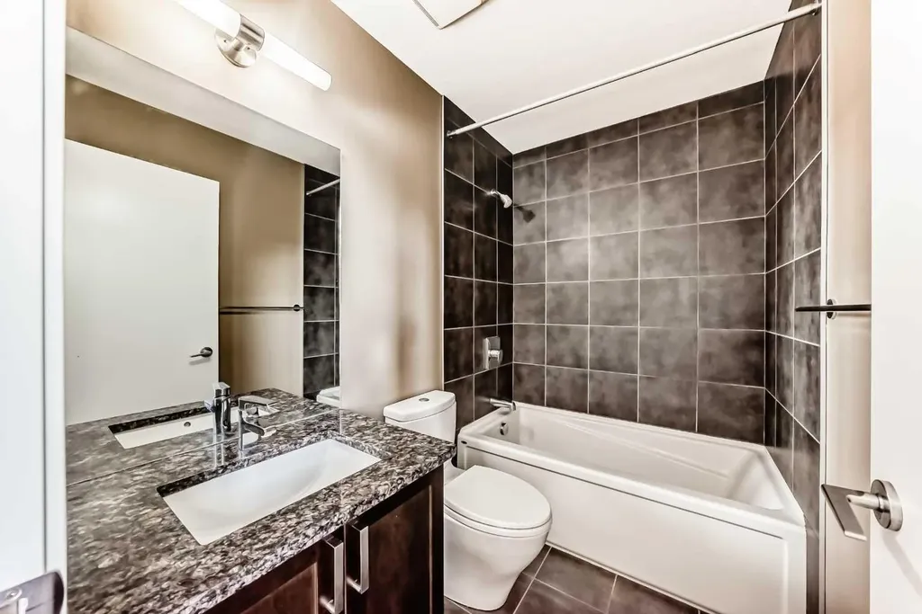 4303 1 Street NE Calgary AB T2E 7M3