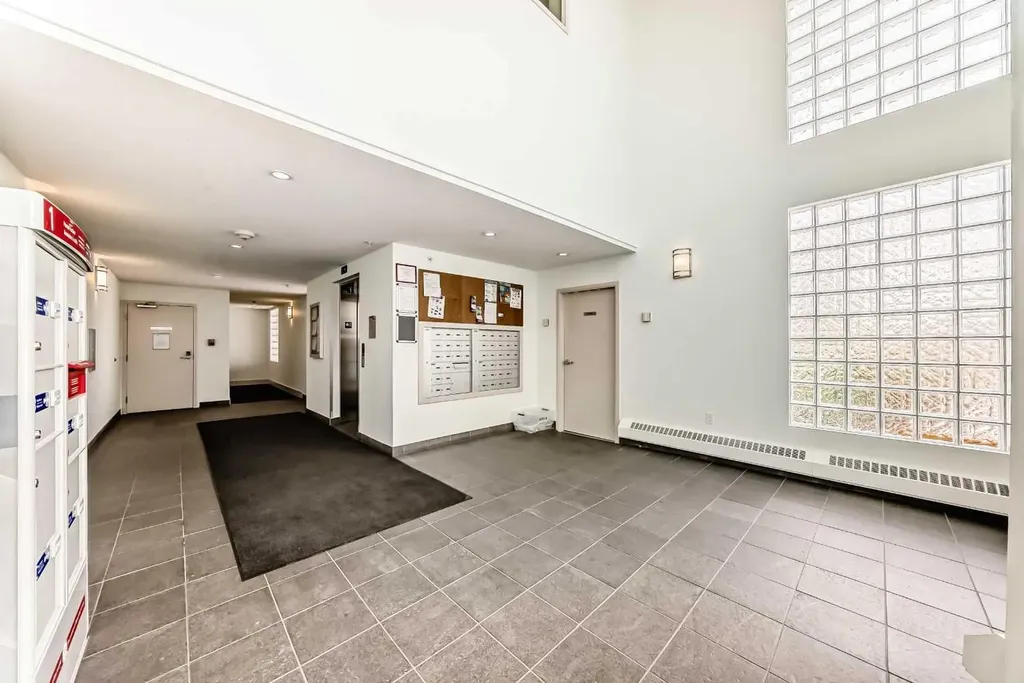4303 1 Street NE Calgary AB T2E 7M3