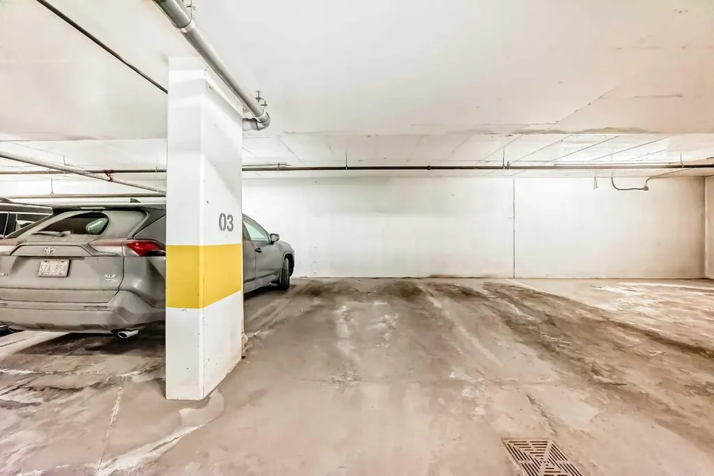 4303 1 Street NE Calgary AB T2E 7M3