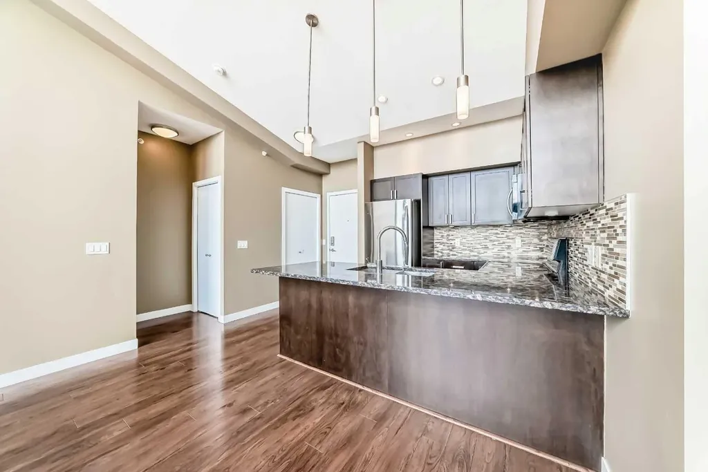 4303 1 Street NE Calgary AB T2E 7M3