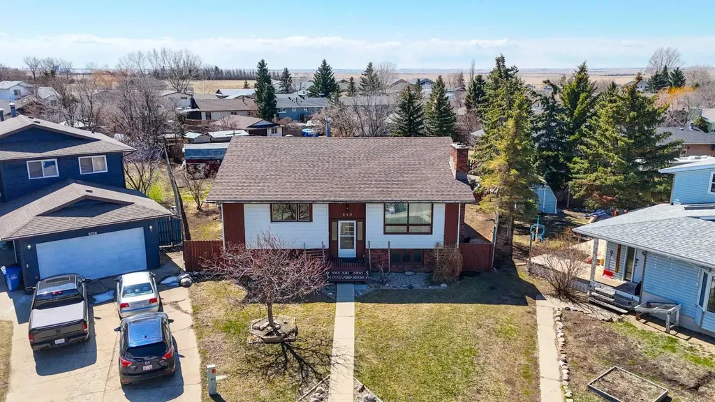 640 Mcculloch Crescent Irricana AB T0M1B0