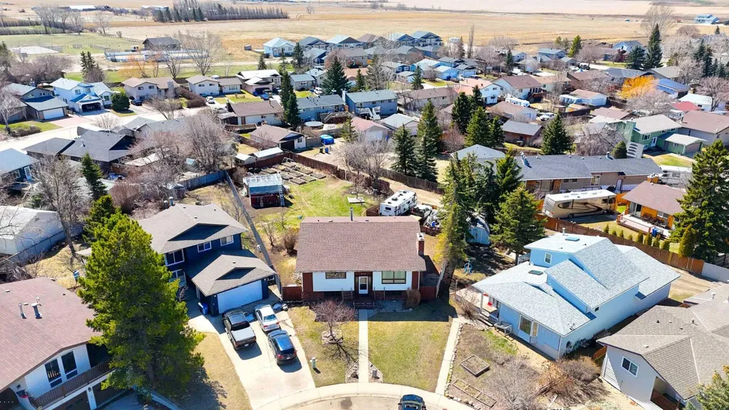 640 Mcculloch Crescent Irricana AB T0M1B0