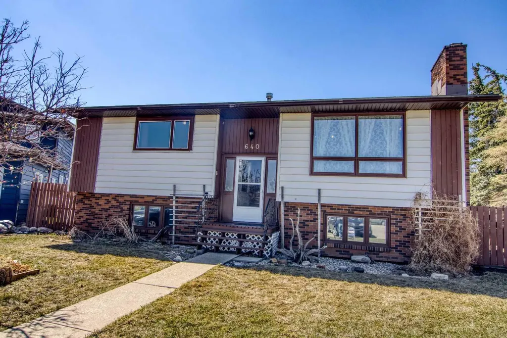 640 Mcculloch Crescent Irricana AB T0M1B0