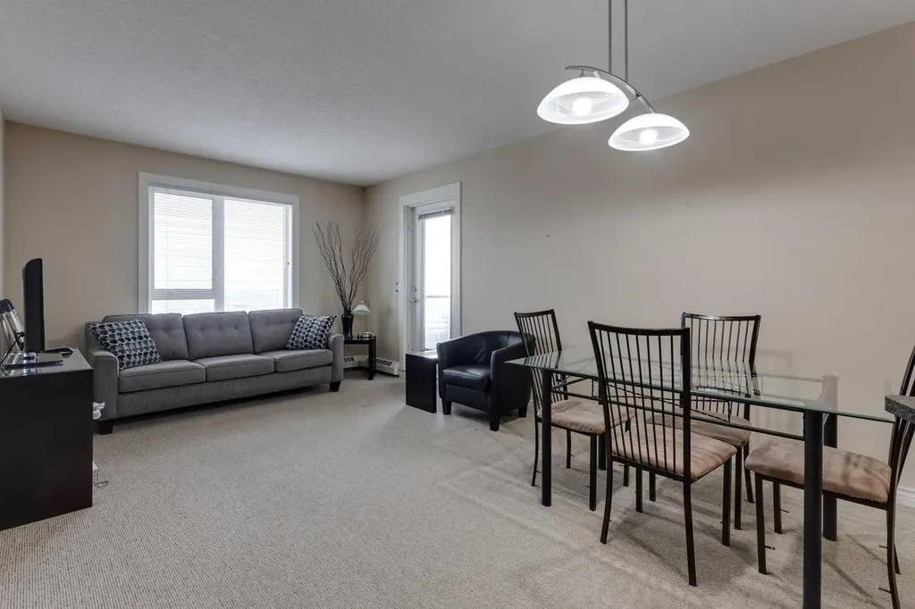 3101 34 Avenue NW Calgary AB T2L 0Y2