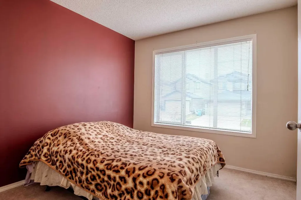 161 Saddlecrest Close NE Calgary AB T3J 5B6