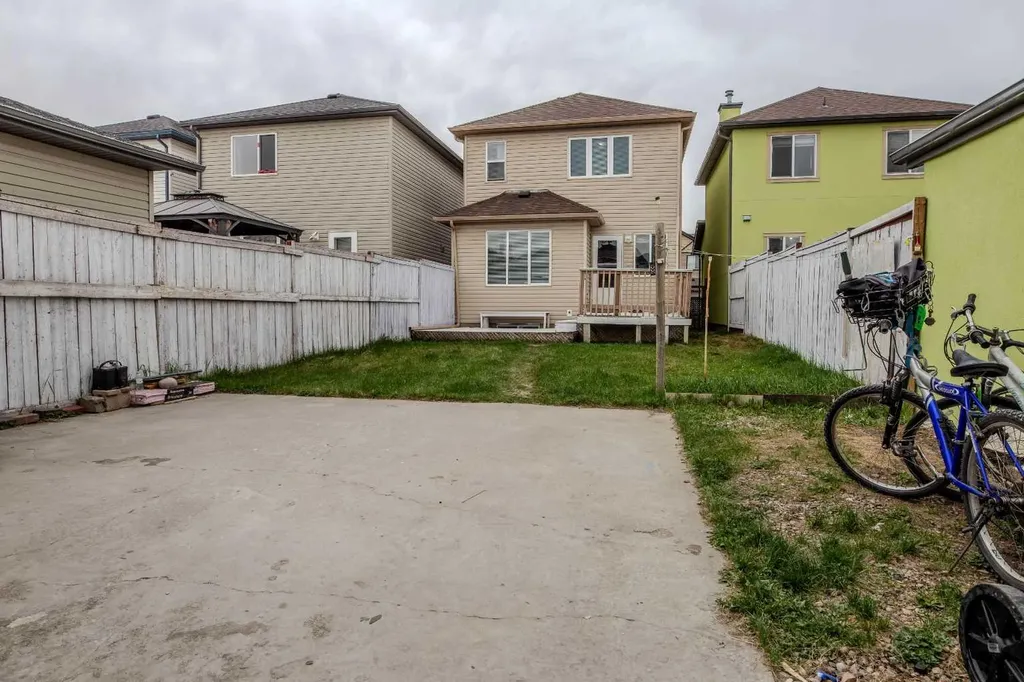 161 Saddlecrest Close NE Calgary AB T3J 5B6
