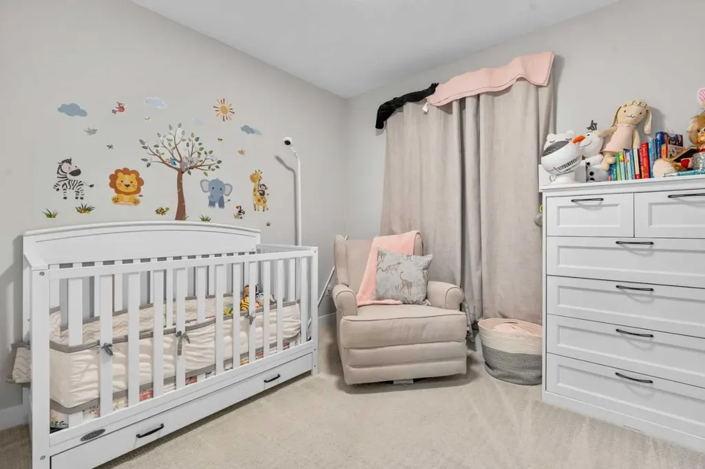1053 West Lakeview Chestermere AB T1X2T2
