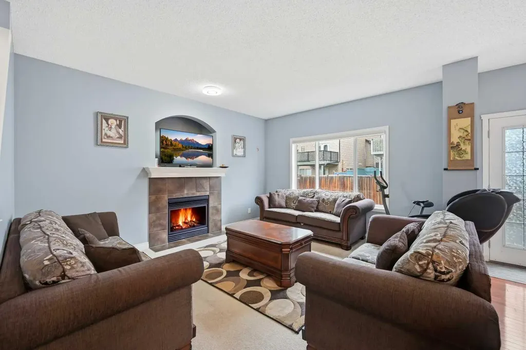 61 Saddleland Drive NE Calgary AB T3J 5J3