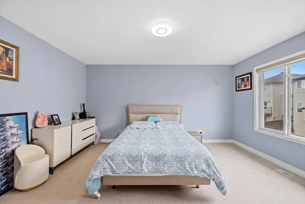 61 Saddleland Drive NE Calgary AB T3J 5J3